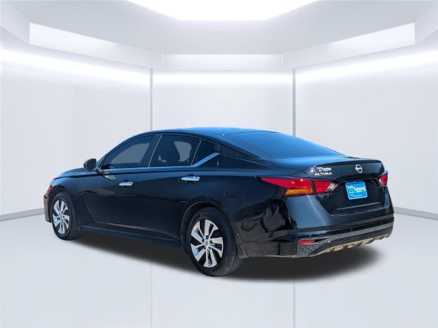 Used 2023 Black Nissan 2.5 S image 3