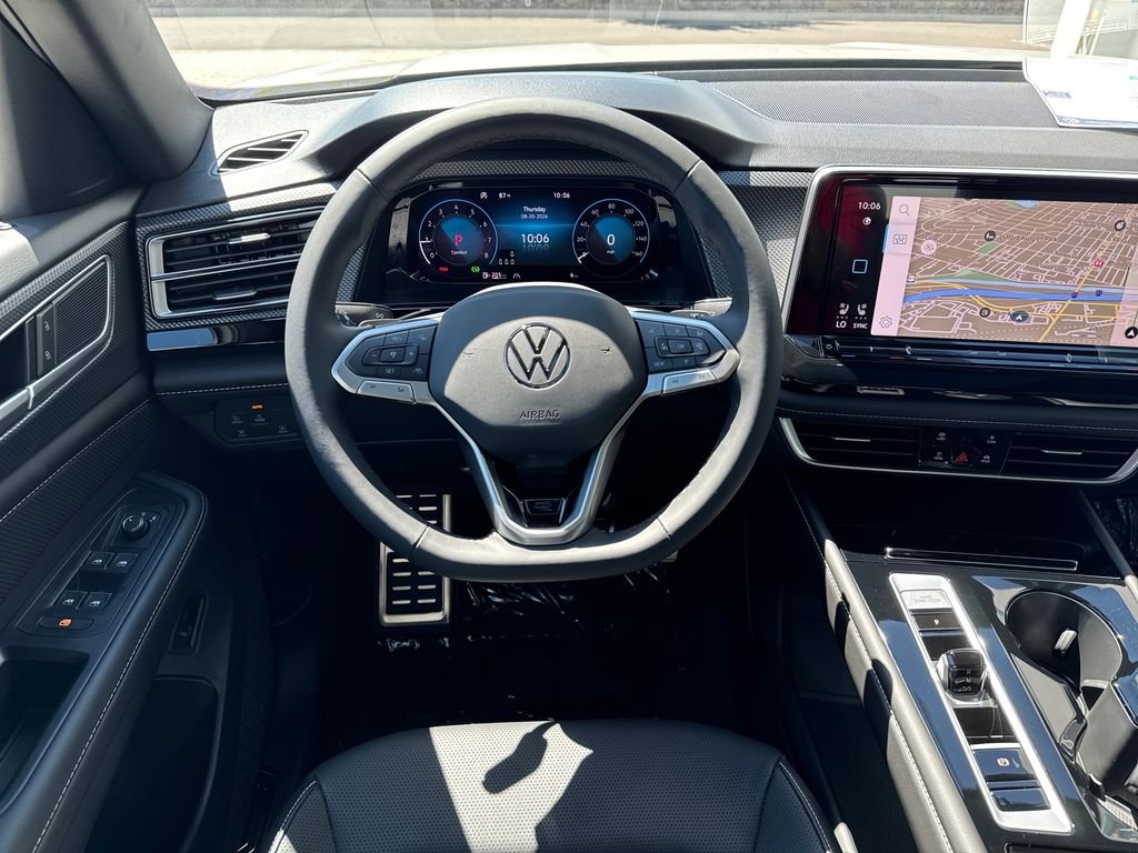 New 2026 Opal White Pearl Volkswagen SEL R-Line Black image 21
