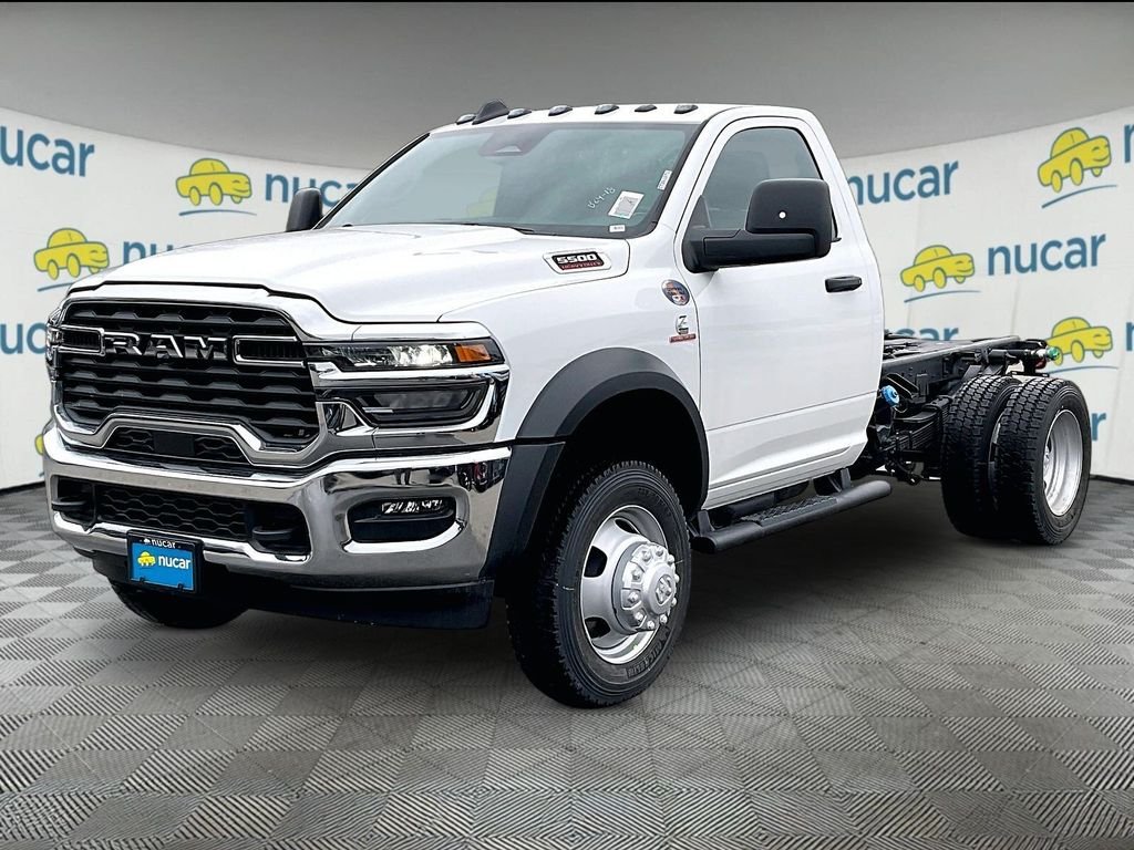 New 2026 Bright White Clear-Coat Exterior Paint RAM Tradesman image 4