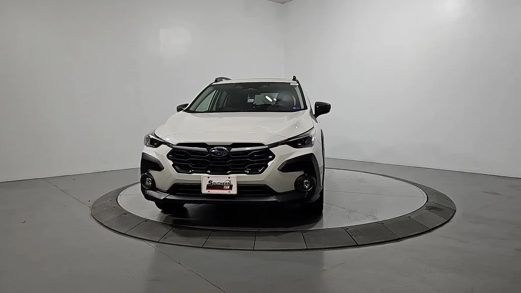 New 2026 CRYSTAL WHITE PEARL Subaru Limited Hybrid image 8