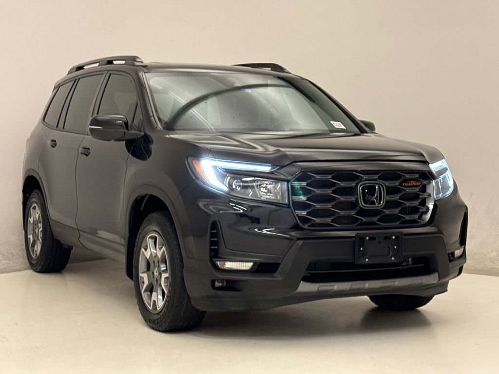 Used 2023 Crystal Black Pearl Honda TrailSport image 4