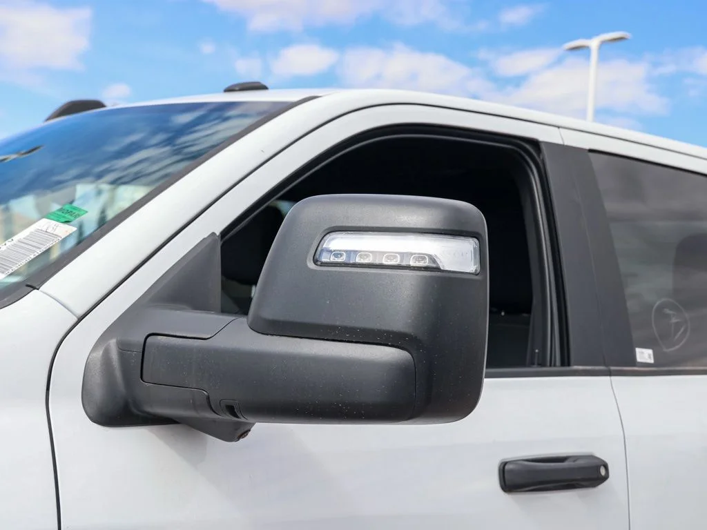 New 2026 Bright White Clear-Coat Exterior Paint RAM Big Horn Night Edition image 11
