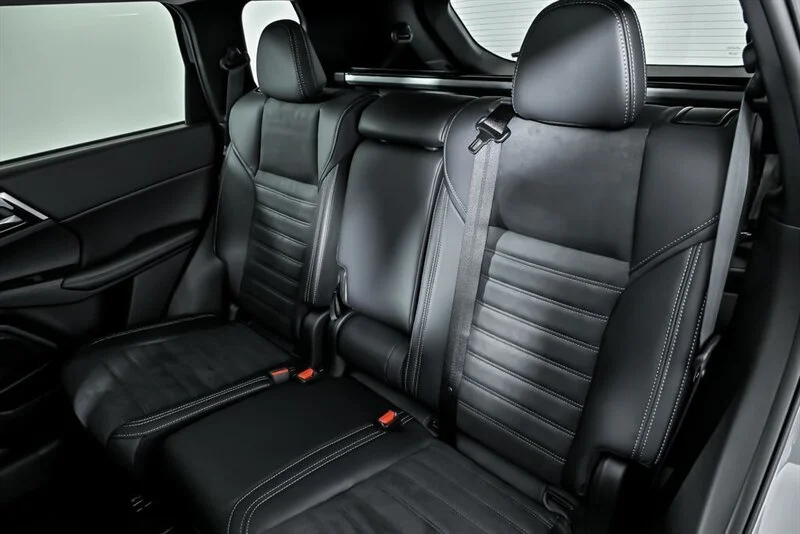 2025 Mitsubishi Outlander Trail Edition - Photo 16