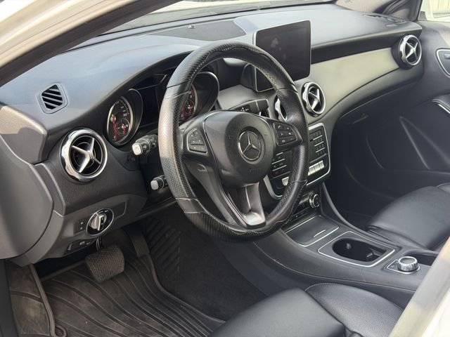 Used 2020 White Mercedes-Benz GLA 250 image 3