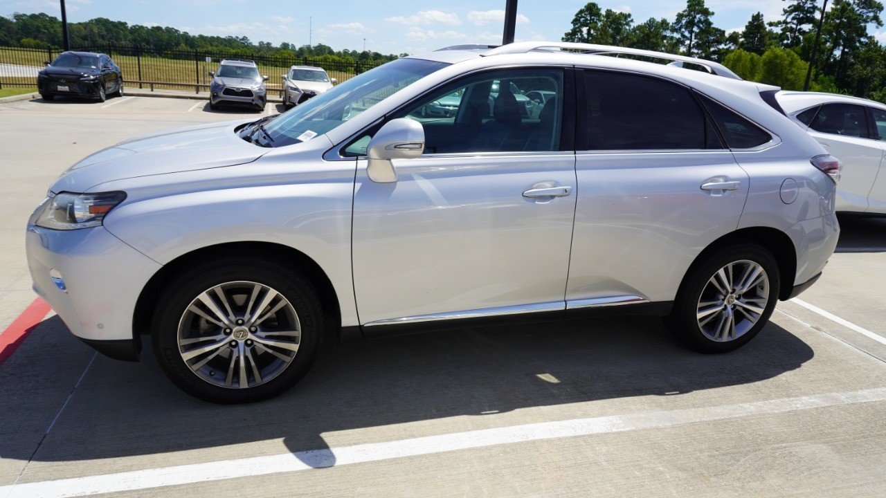 Used 2015 Silver Lexus  image 5
