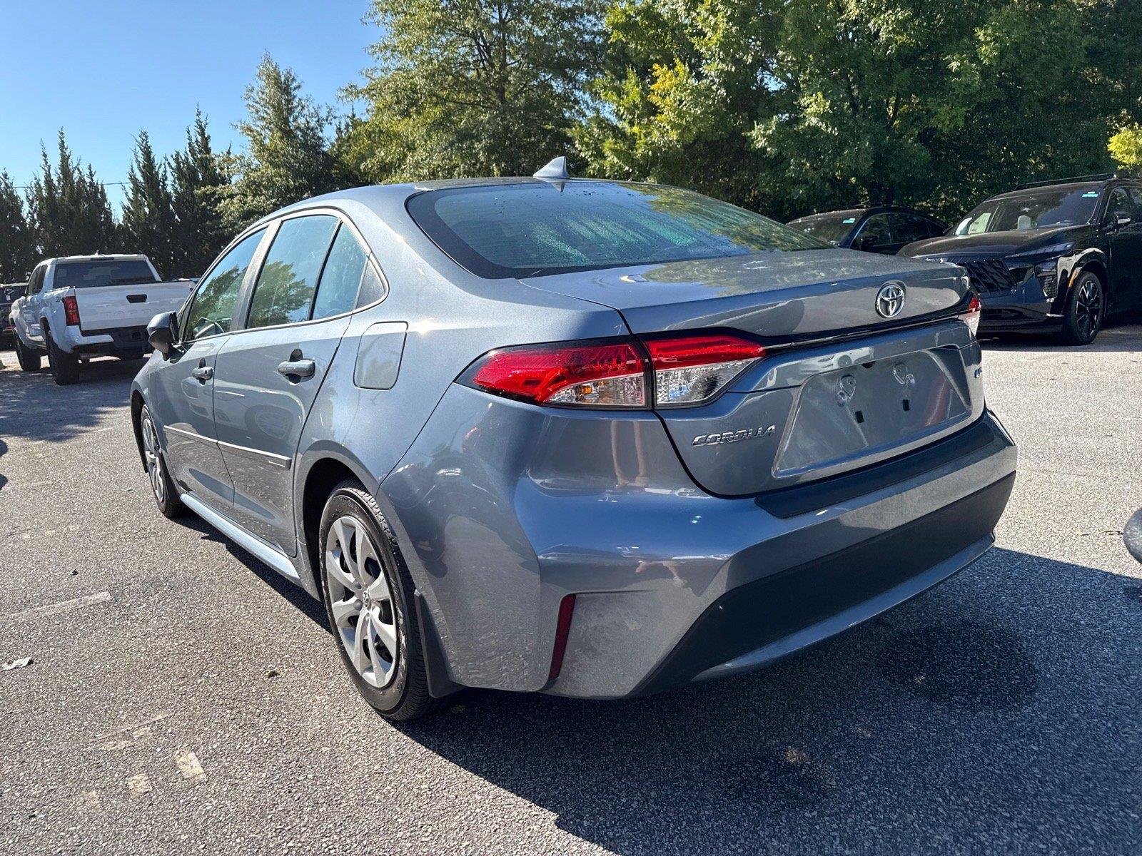 Used 2022 Celestite Toyota LE image 11