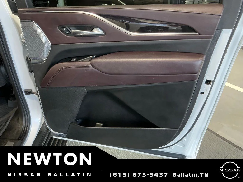Used 2021 Crystal White Tricoat Cadillac Sport Platinum image 40