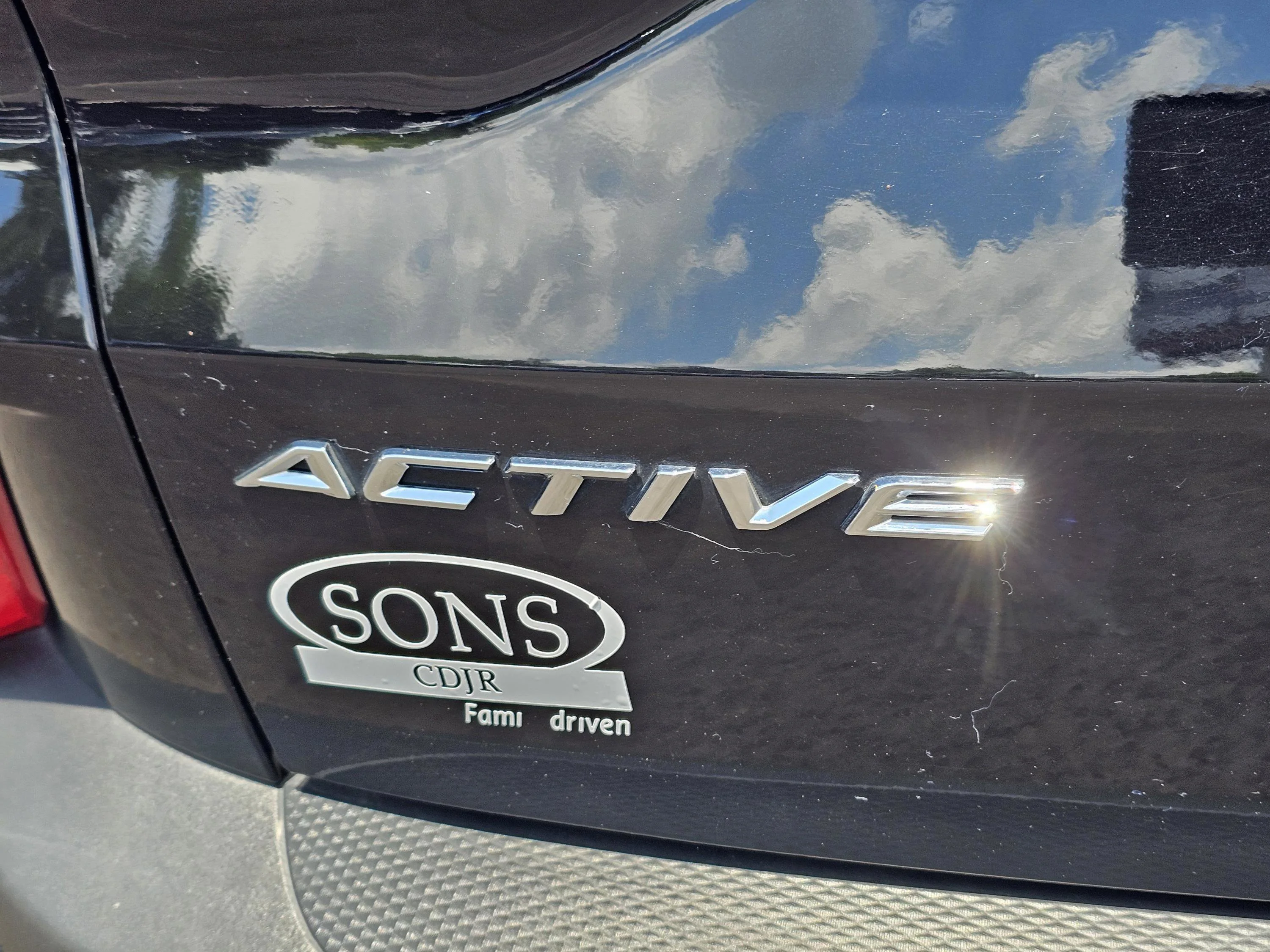 Used 2025 Agate Black Metallic Ford Active image 10