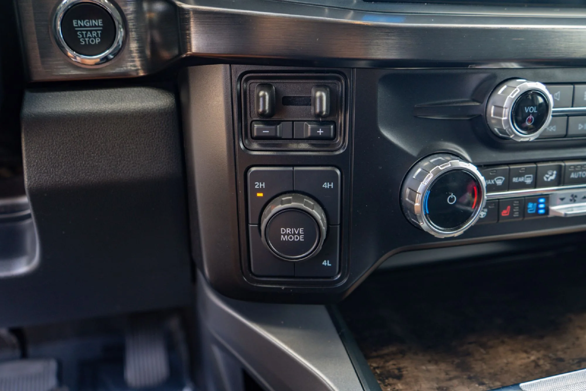 2024 Ford F-250 Super Duty Lariat - Photo 18
