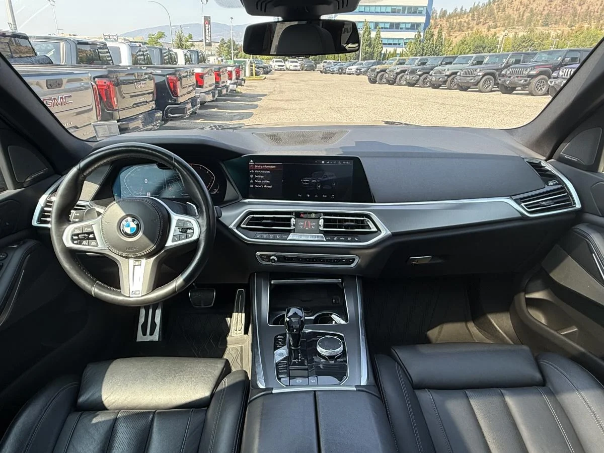 Used 2019 Black BMW xDrive50i Sports Activity Vehicle image 22
