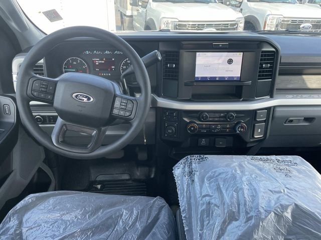 New 2026 Oxford White Ford F-350® XL image 5