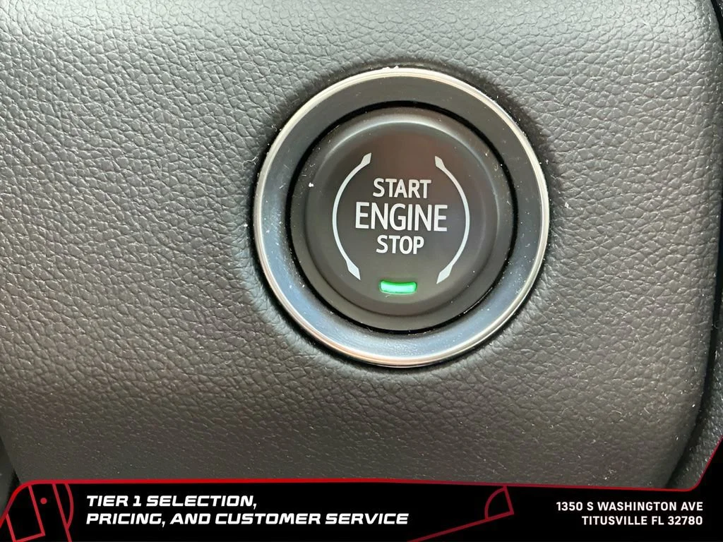 New 2026 Sterling Metallic GMC Elevation image 35