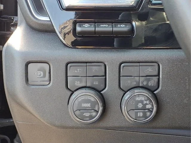 Used 2024 Black Chevrolet High Country image 16