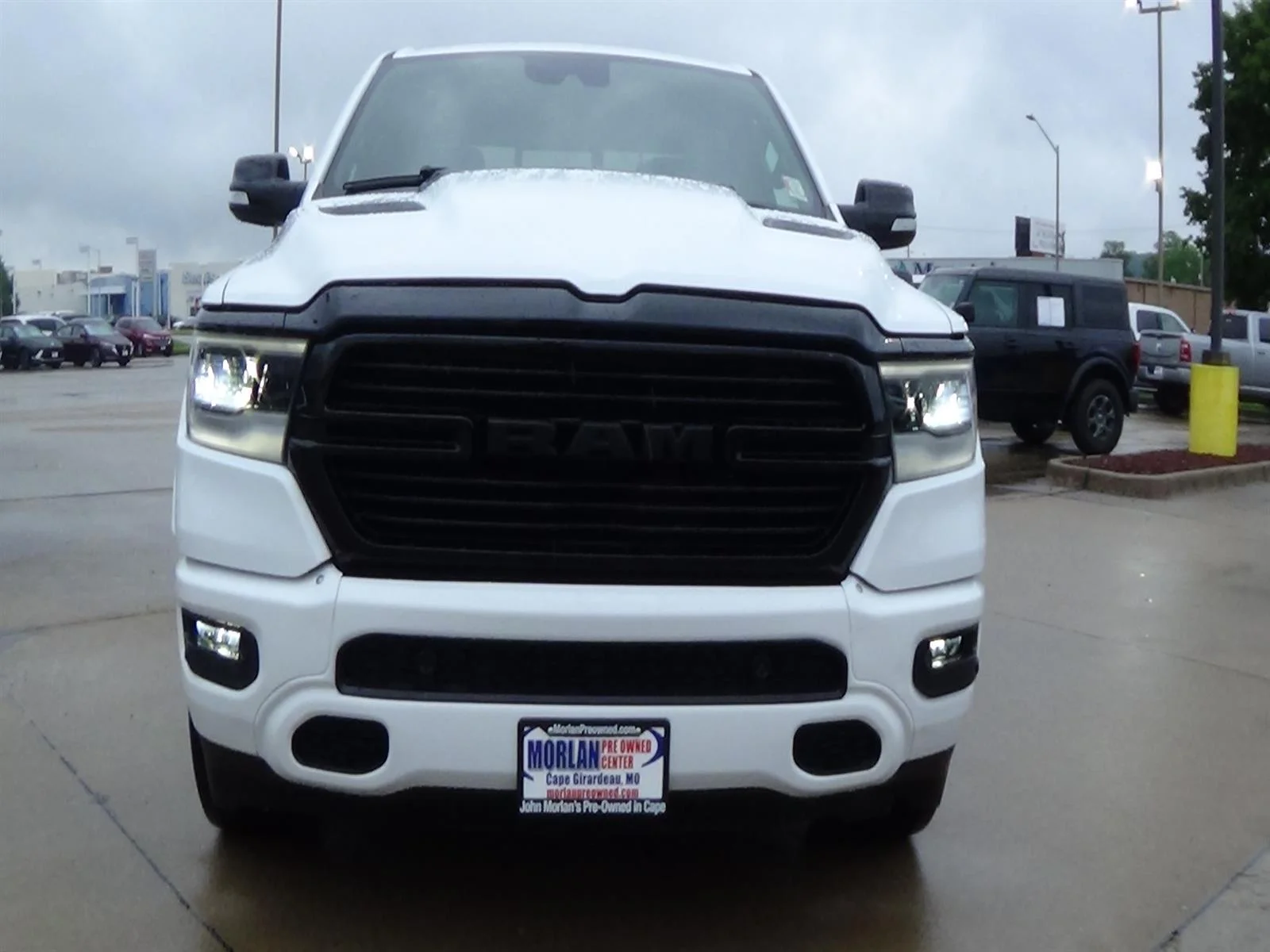 Certified Used 2022 Bright White Clear Coat (pw7) RAM Laramie image 3