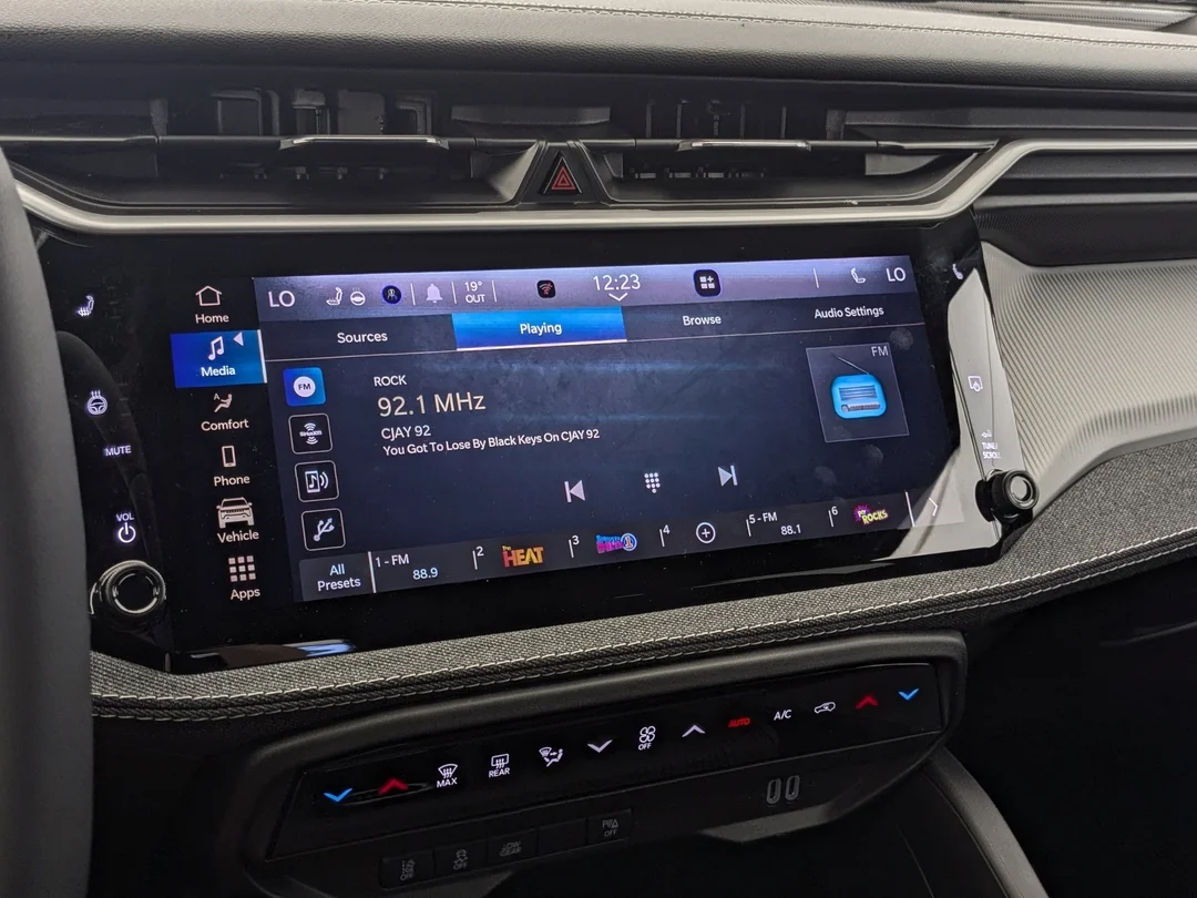 New 2026 Black Jeep Laredo - - 4x4 - 1.6L Turbo Hybrid - Adaptive Cruise - Active Lane Mgmt & More! image 21