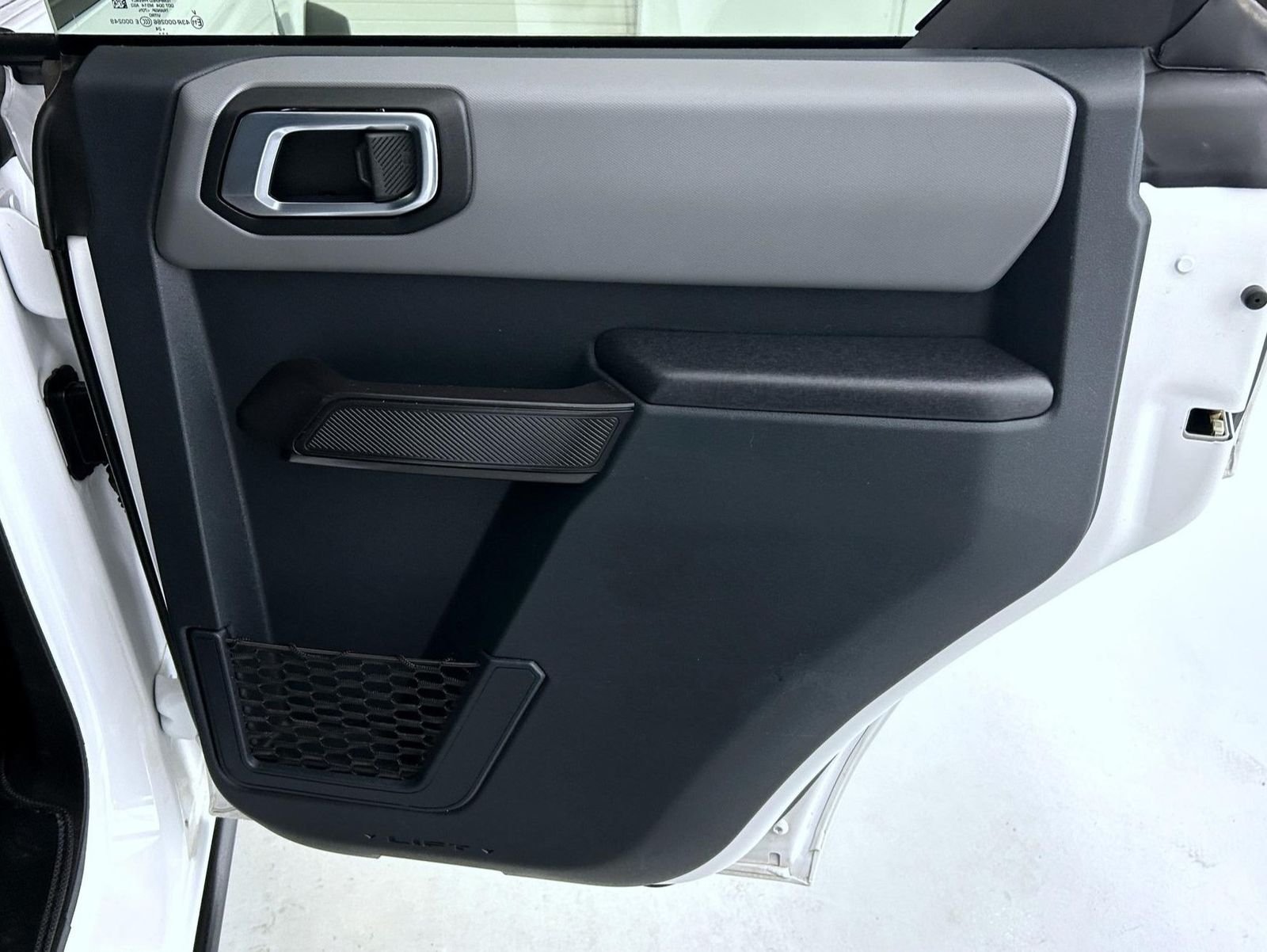 Used 2024 White Ford Black Diamond image 17