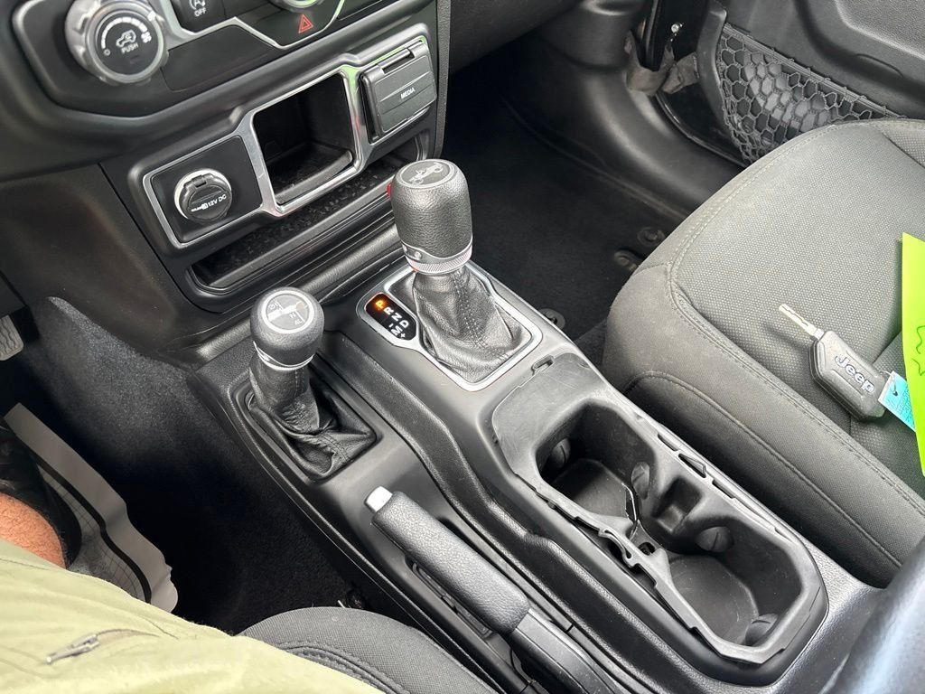 Used 2019 Black Jeep Sport image 20