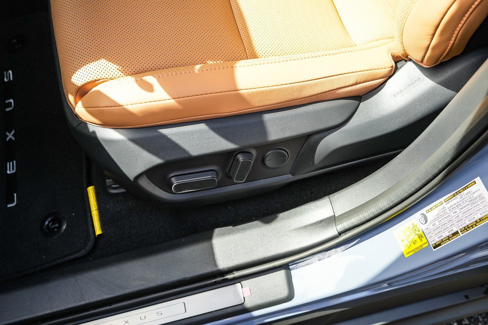 New 2026 Wavelength Lexus ES 500e PREMIUM AWD image 21