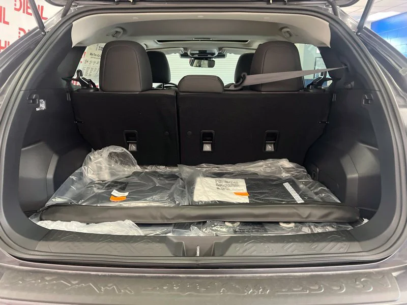 New 2026 MAGNETITE GRAY PEARL Subaru Premium image 8
