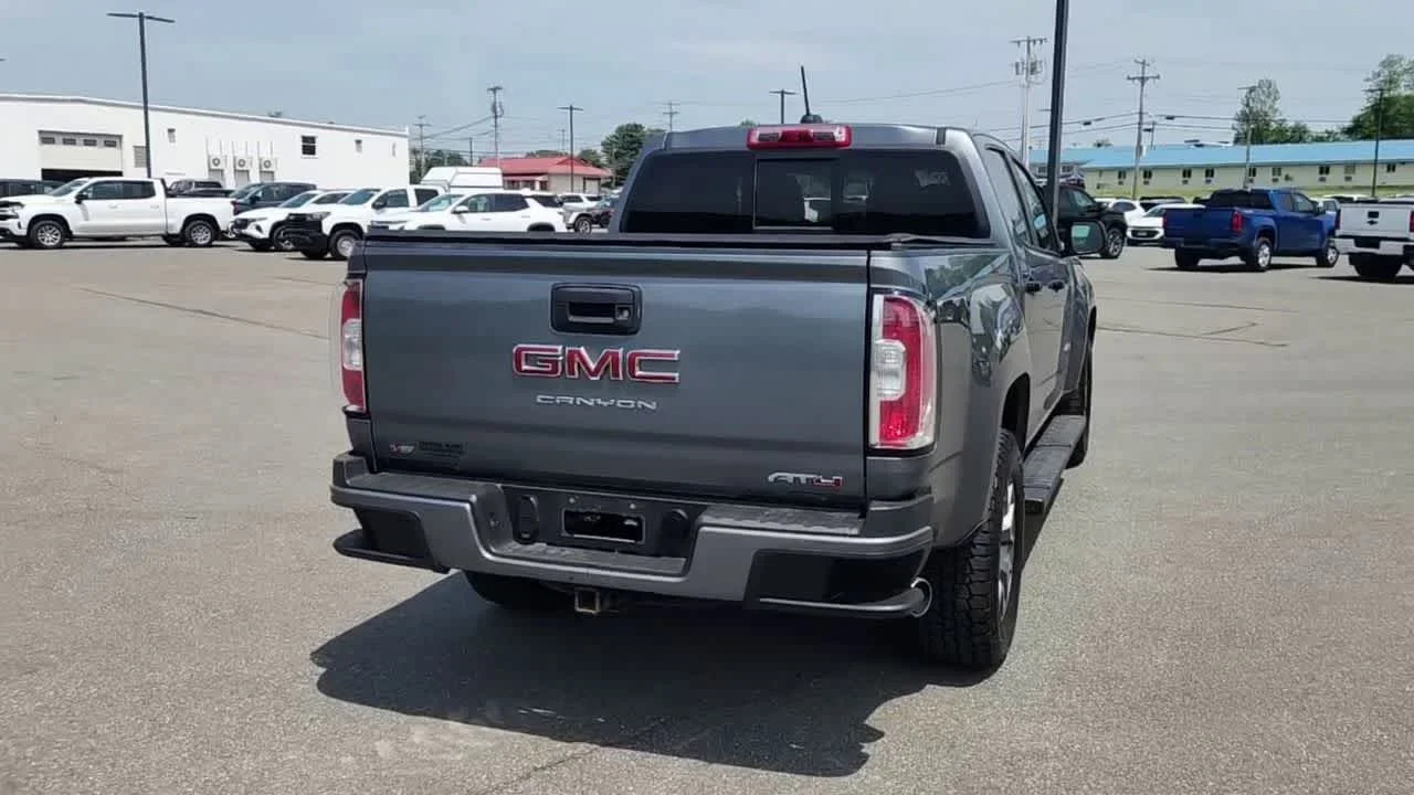 Used 2022 Satin Steel Metallic GMC AT4 - Cloth image 7