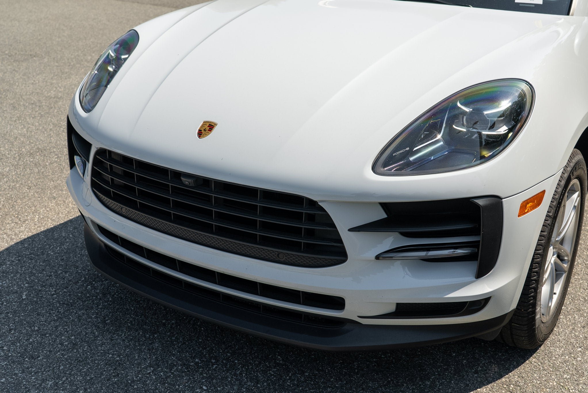 Used 2021 White Porsche  image 17