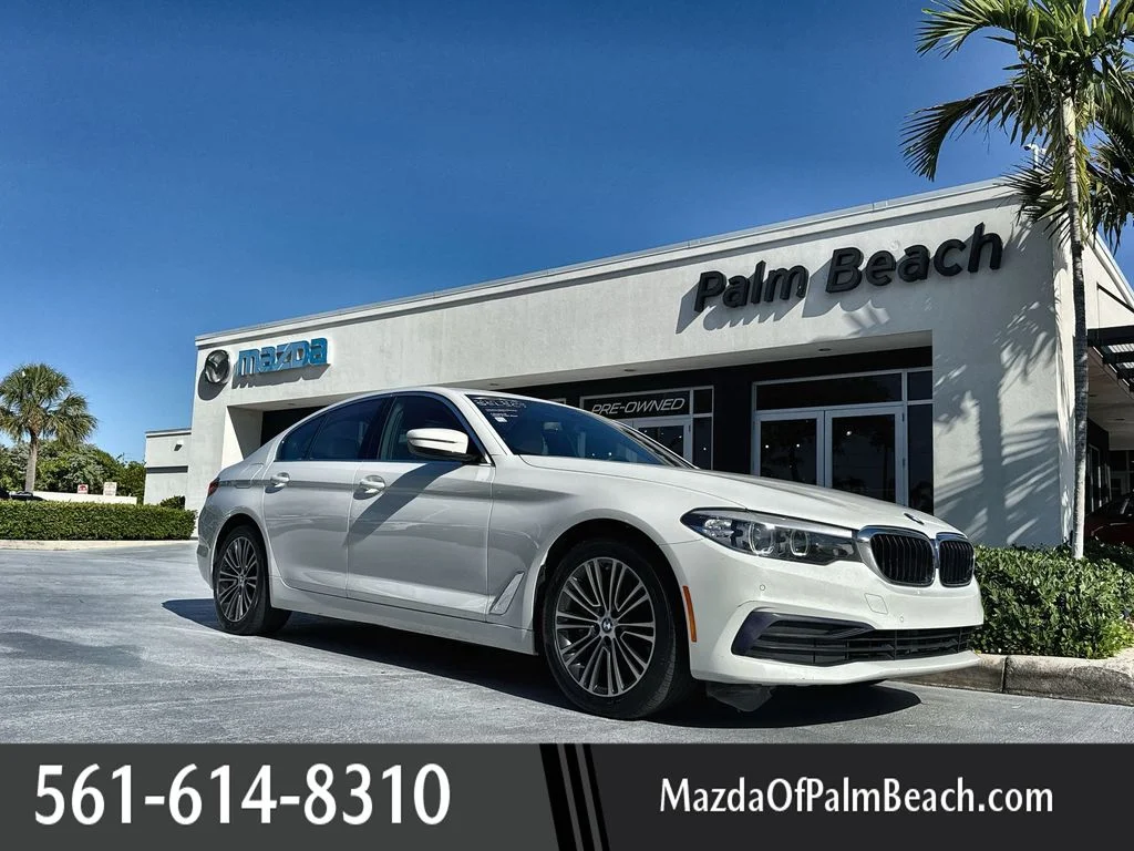 2019 BMW 5 Series 530i xDrive Sedan's photo