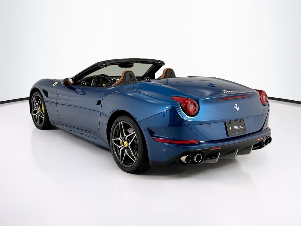 Used 2015 Blu California Ferrari T image 7