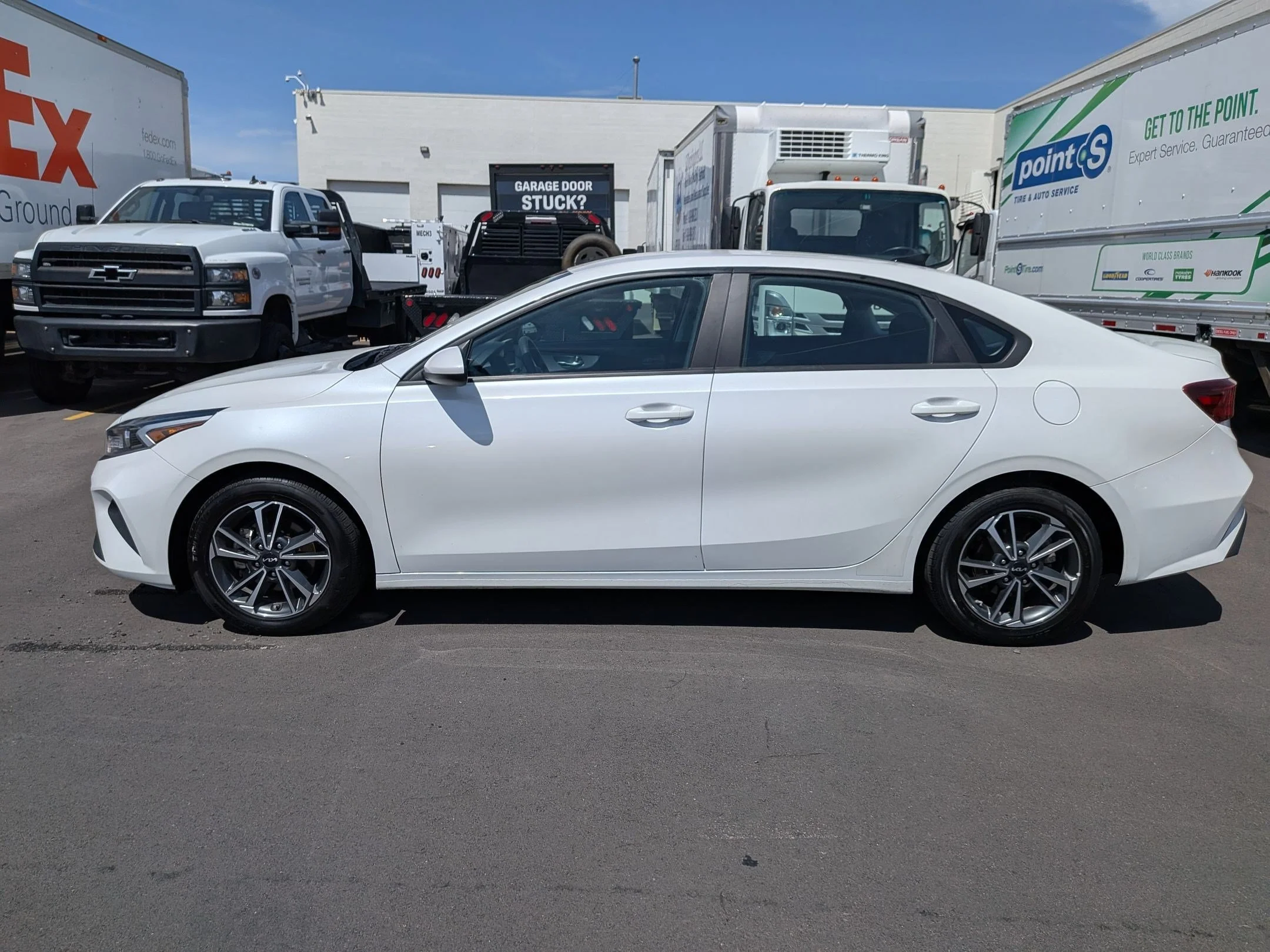 Used 2023 Snow White Pearl Kia LXS image 2