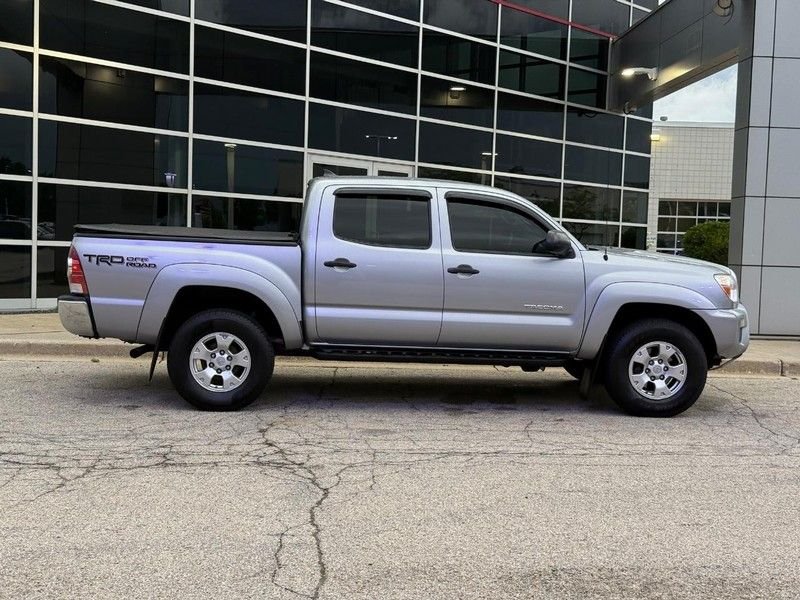 Used 2015 Silver Sky Metallic Toyota Base image 2
