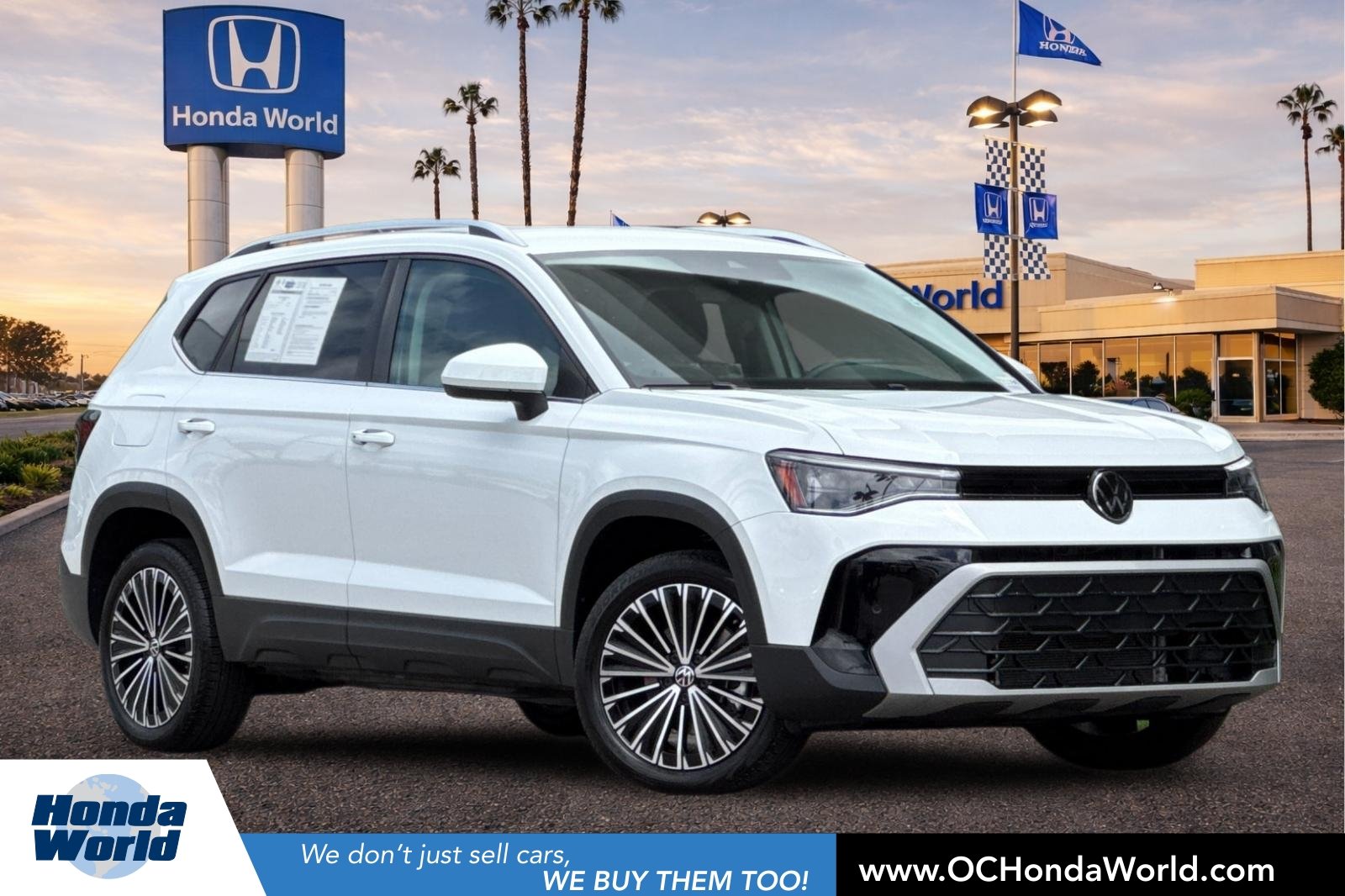 2025 Volkswagen Taos 1.5T SE's photo