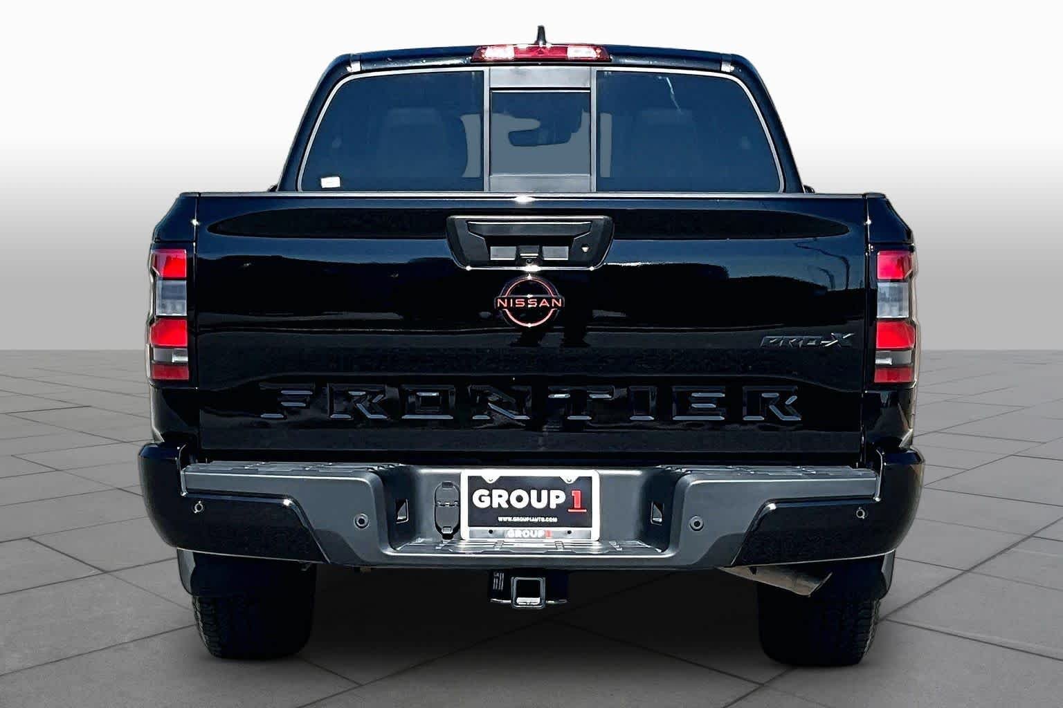 Certified Used 2023 Super Black Nissan PRO-X image 5
