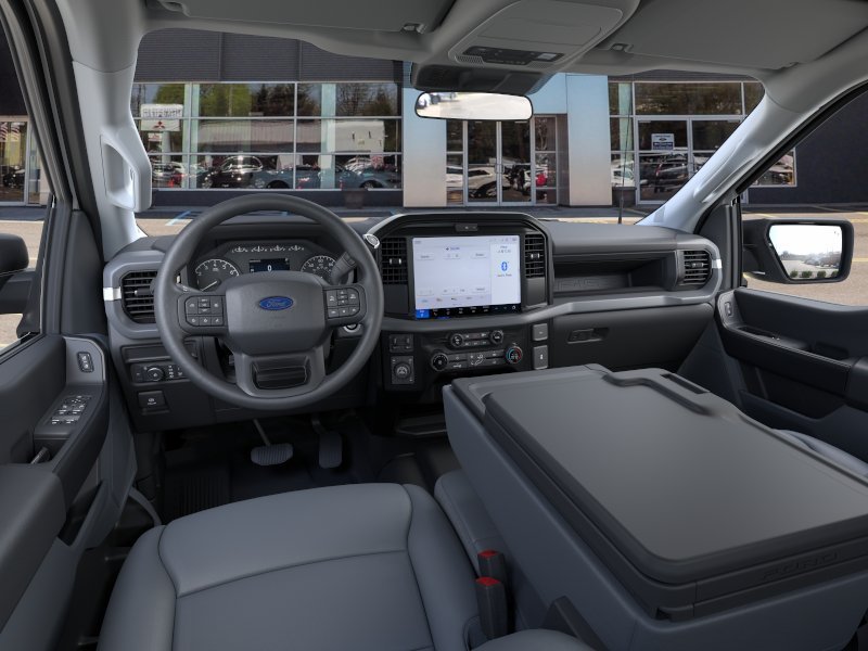 New 2026 Oxford White Ford XL image 9