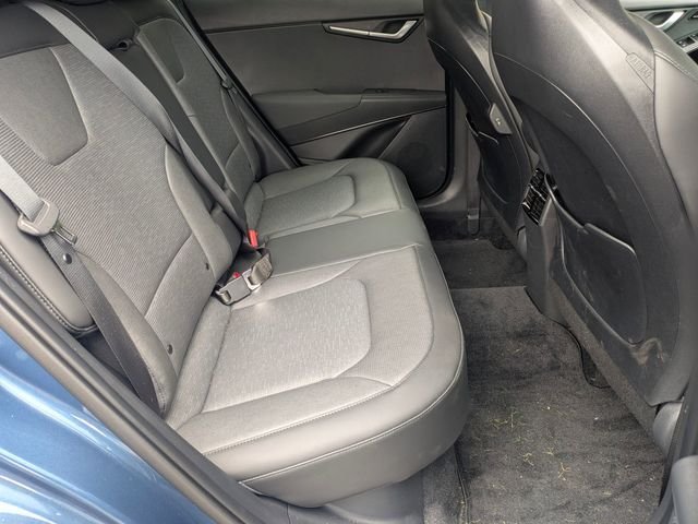 2025 Kia Niro SX Touring - Photo 29