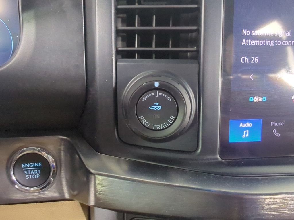 Certified Used 2025 Carbonized Gray Metallic Ford Lariat image 27