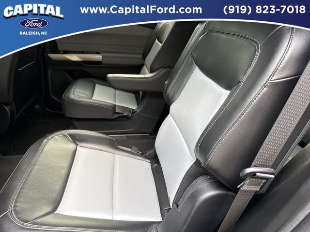 Used 2023 Blue Ford XLT image 18
