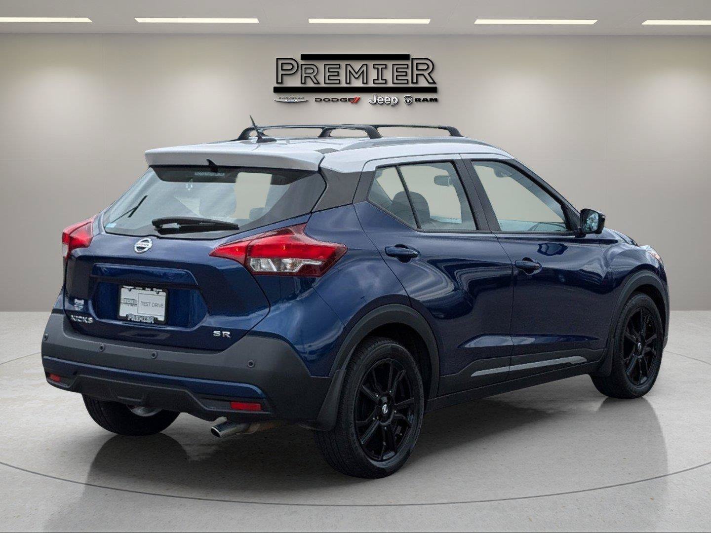 Used 2020 Deep Blue Pearl/Fresh Powder Nissan SR image 5