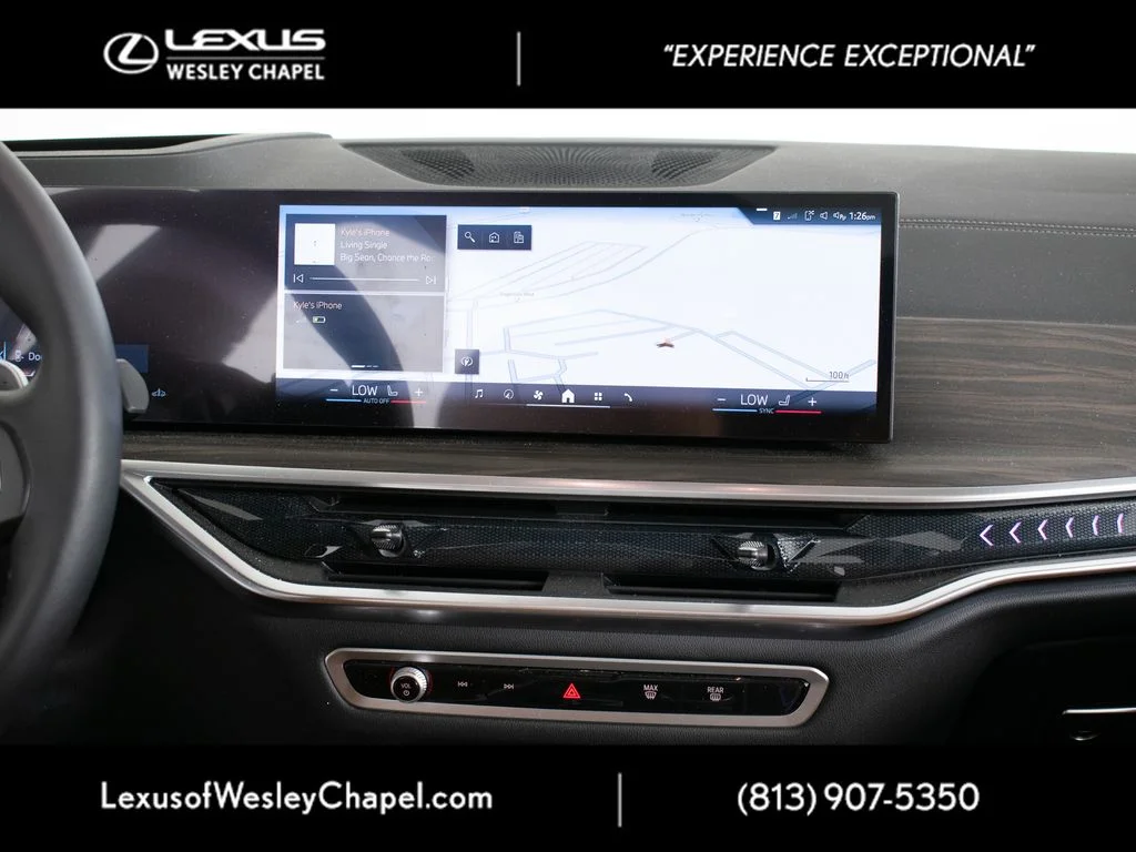 Used 2026 White BMW xDrive40i image 26