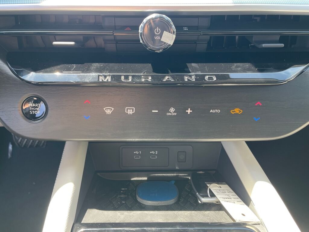New 2026 Everest White Pearl Tricoat Nissan SL image 13