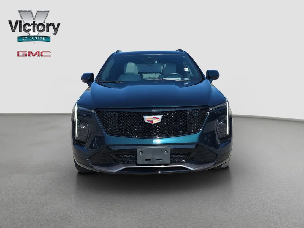 Used 2025 Cadillac XT4 Sport with VIN 1GYFZFR45SF150270 for sale in Kansas City