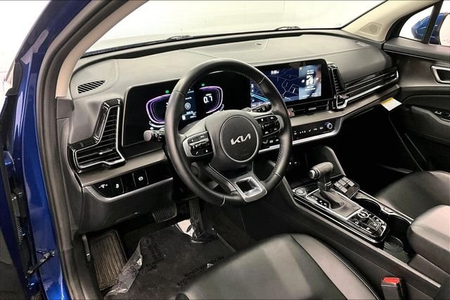 2025 Kia Sportage EX - Photo 15