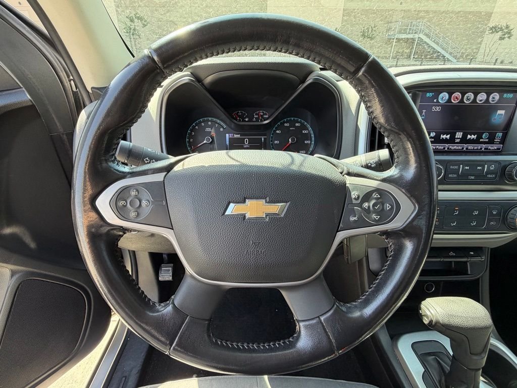Used 2018 Silver Chevrolet LT image 19