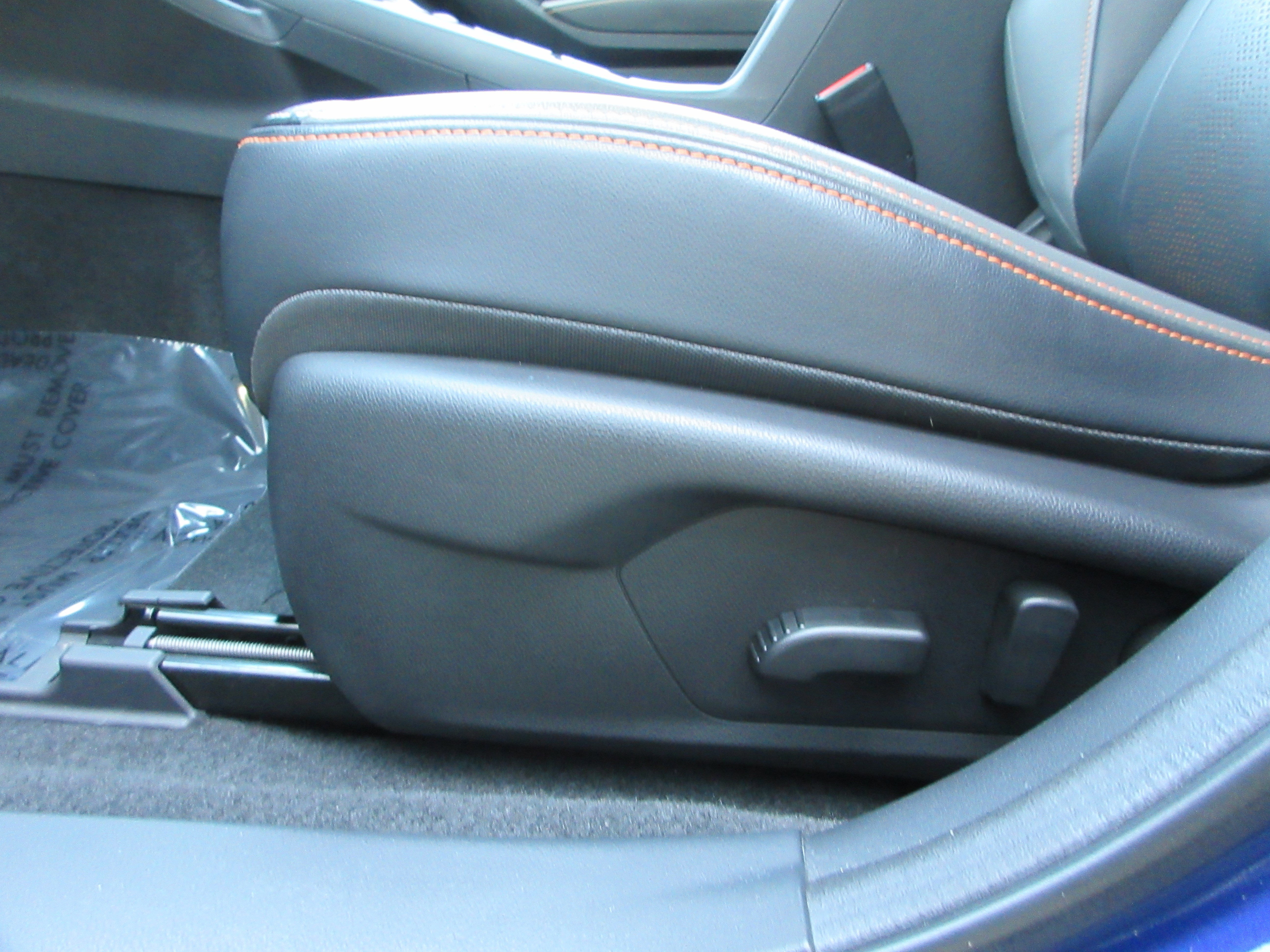 Used 2024 Sapphire Blue Pearl Subaru Limited image 32