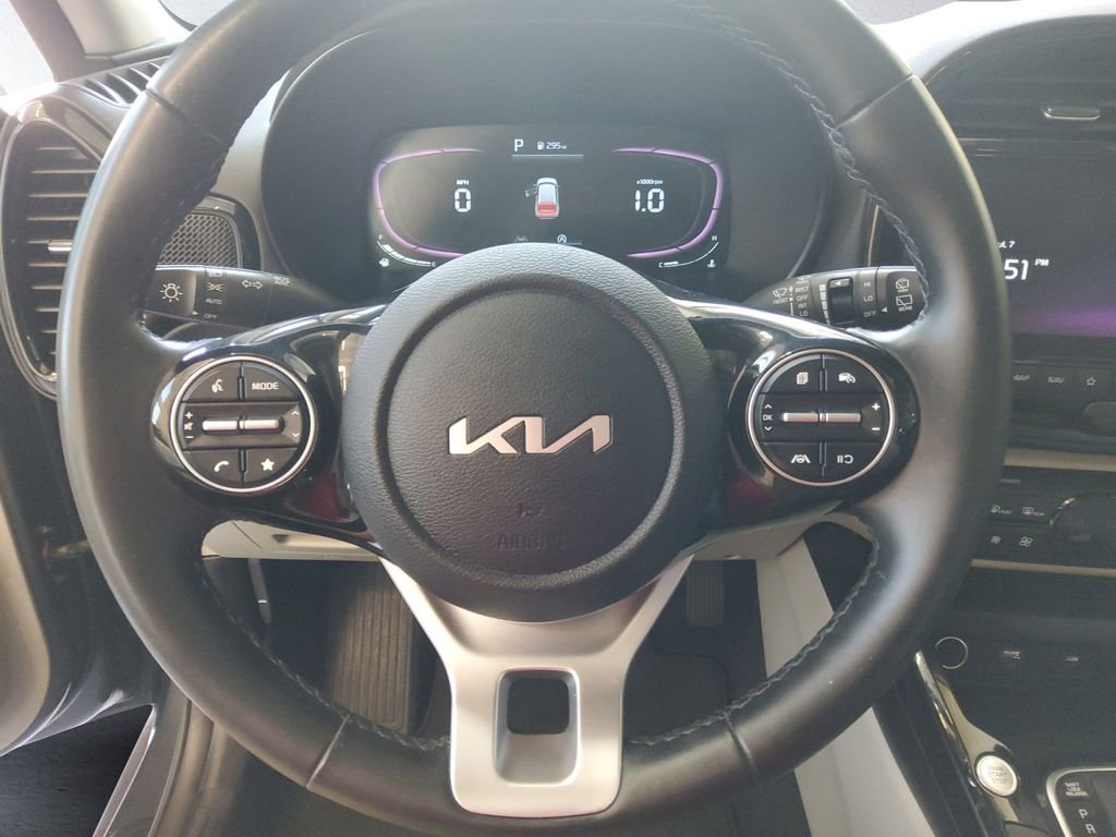 Used 2025 Gray Kia EX image 9