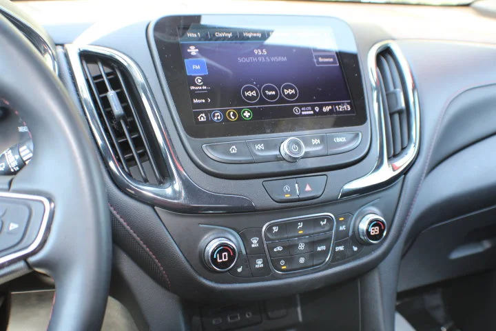 Used 2023 Summit White Chevrolet RS image 11