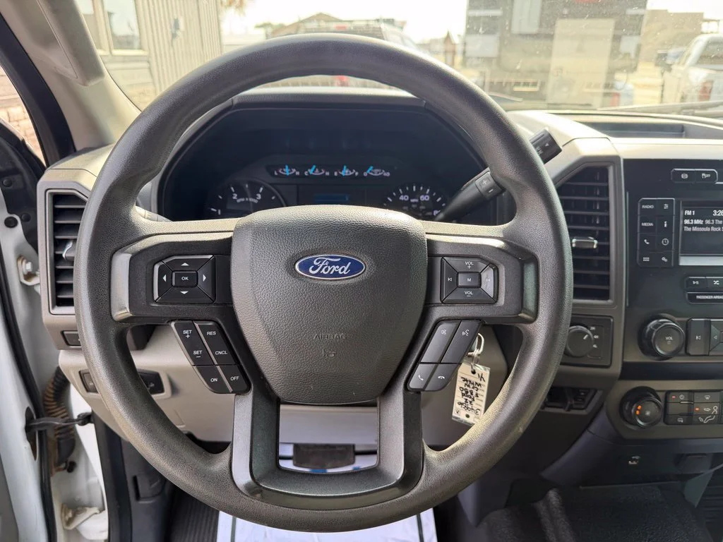 Used 2022 White Ford XL image 11
