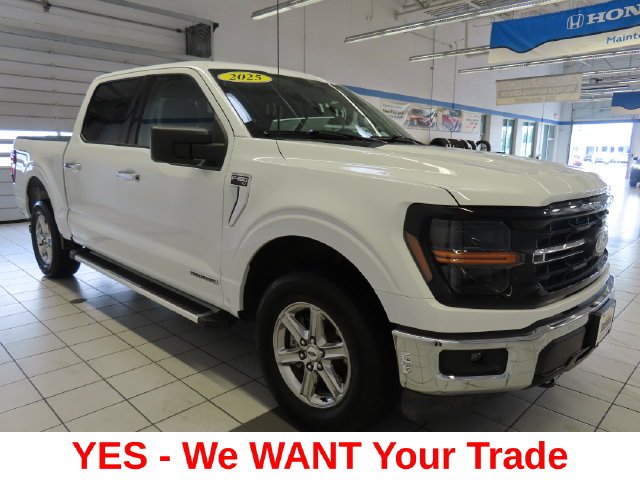 Used 2025 White Ford XLT image 15