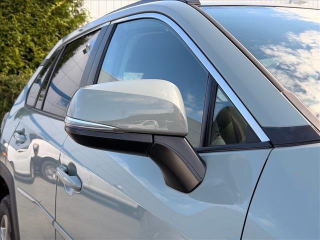 Used 2023 Lunar Rock Toyota XLE image 6
