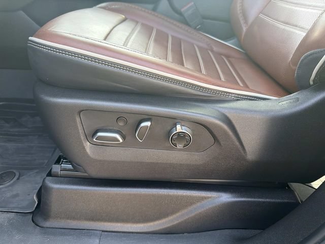 2023 GMC Yukon Denali Ultimate - Photo 22