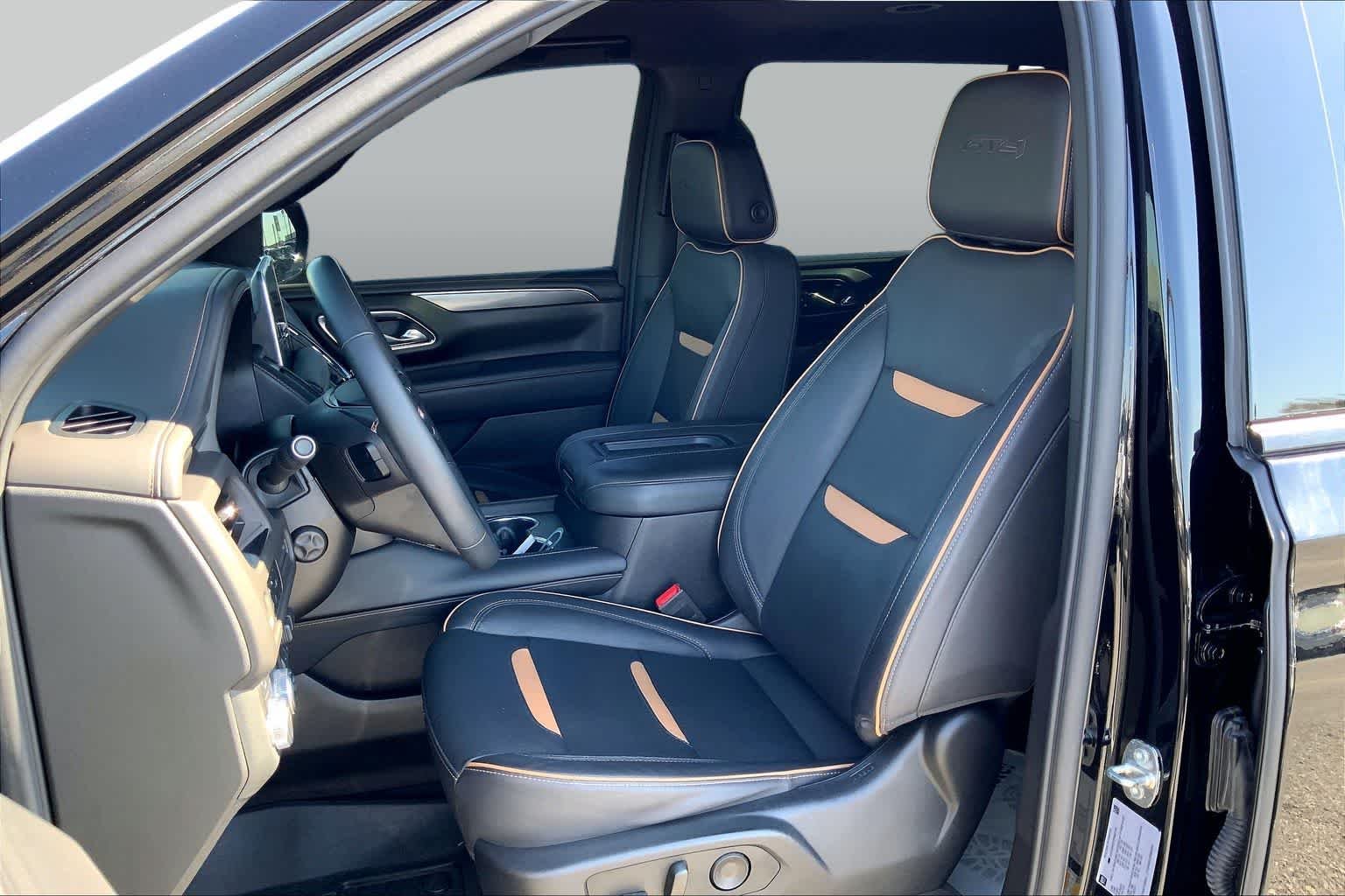 Used 2023 Onyx Black GMC AT4 image 14