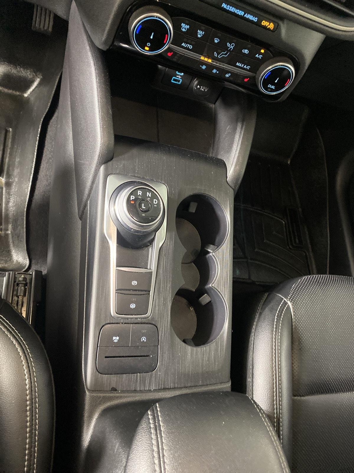 Used 2022 Stone Blue Ford SEL image 24